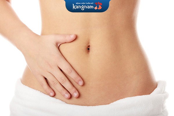 nốt ruồi trong rốn