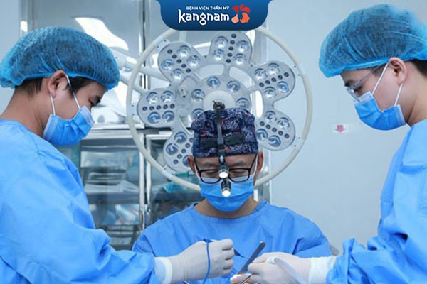 tẩy nốt ruồi ở bụng