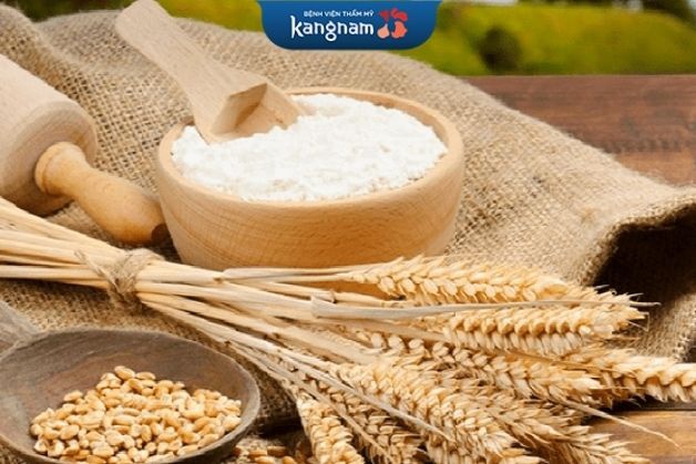 Tắm trắng body bằng bột cám gạo