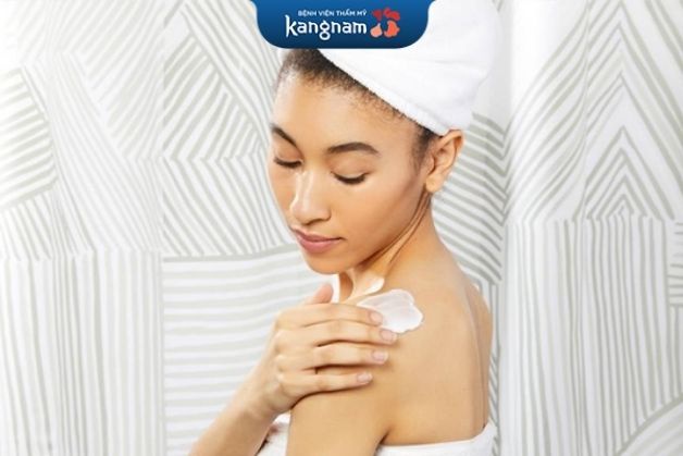 Tắm trắng body tại nhà khá đơn giản