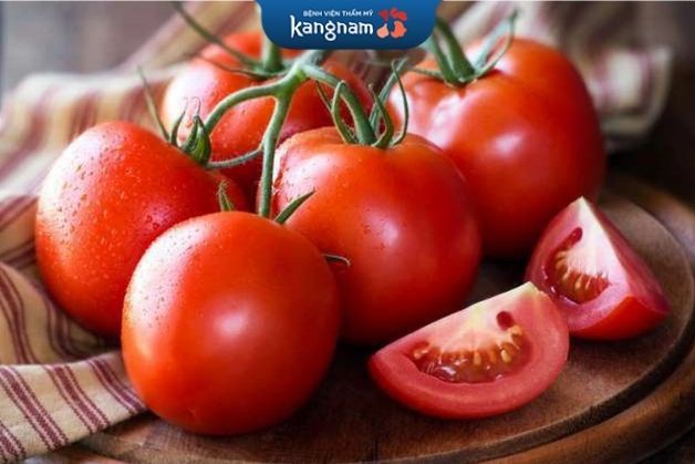 Tắm trắng toàn thân với cà chua