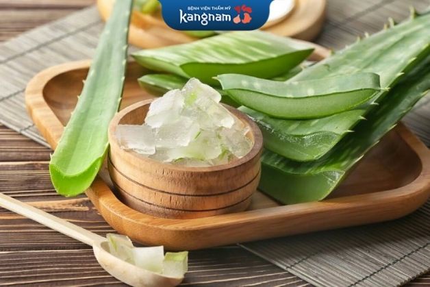 Điều trị sẹo mụn rỗ trên mặt với nha đam