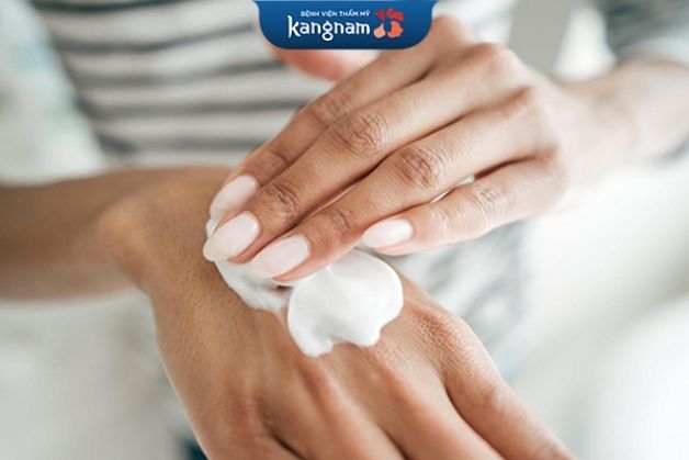 Chăm sóc da cẩn thận sau triệt lông