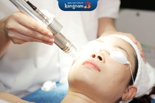 Sử dụng tia Laser CO2 với bước sóng 10nm có thể tác động sâu vào tận lớp hạ bì của da