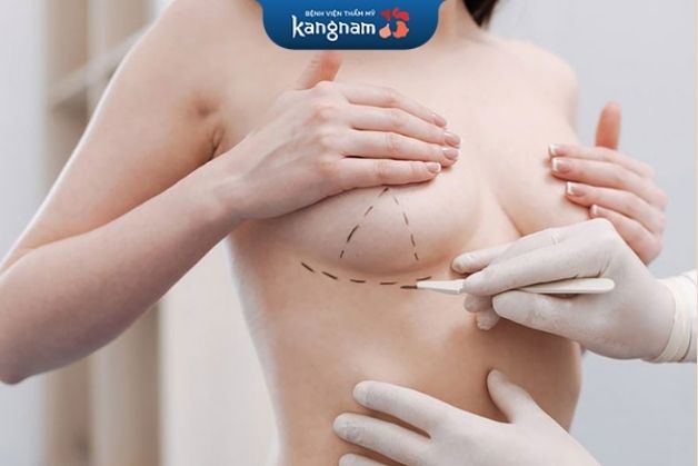 Nâng ngực nội soi có đau không phụ thuộc vào đường mổ lựa chọn