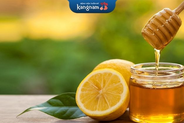 Mật ong còn có khả năng chống sưng viêm, loại bỏ da chết