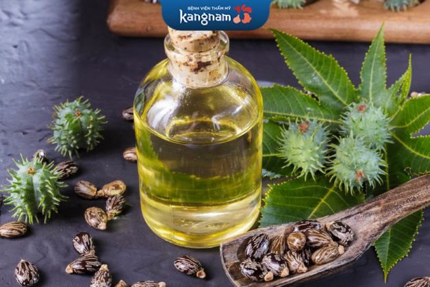 Chữa mụn đơn giản bằng thầu dầu