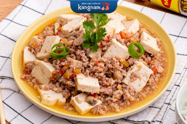 Đậu sốt thịt rất giàu chất đạm