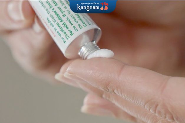 Cẩn thận khi dùng thuốc trị mụn vùng kín