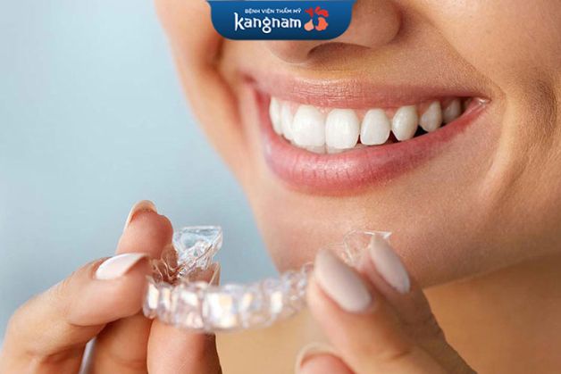 Niềng răng trong suốt ít gây đau