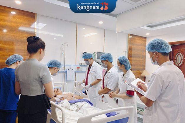 khách hàng sẽ được trưởng/phó khoa tạo hình thẩm mỹ cùng với ekip chuyên nghiệp