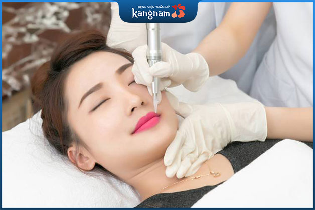 Nếu sử dụng mực kém chất lượng có thể khiến màu môi bị ảnh hưởng