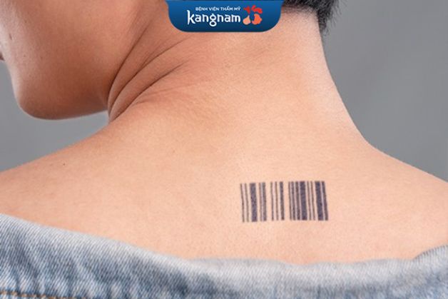 Mẫu xăm mã vạch sau gáy khẳng định chất riêng