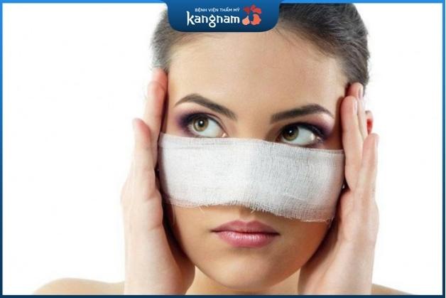 Luôn chú ý chăm sóc mũi sau khi nâng 