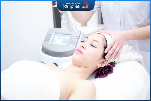 Điều trị tàn nhang bằng Laser Toning