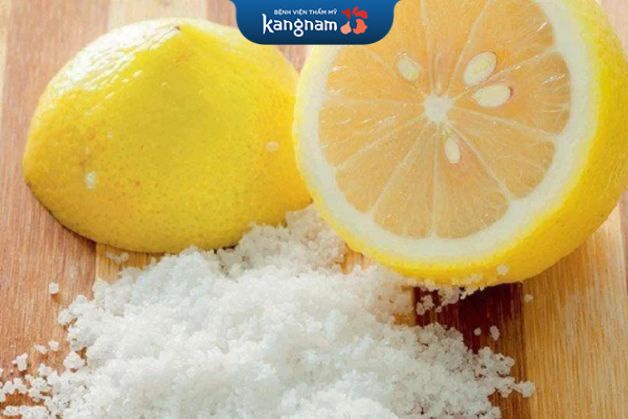 Kết hợp chanh và muối xóa xăm