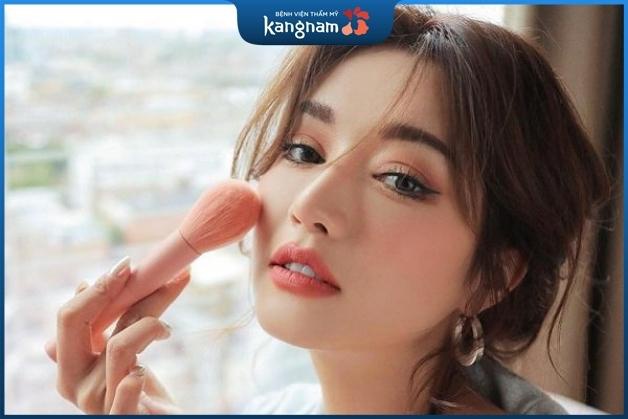 Kiêng makeup sau tiêm botox nhưng vẫn cần chăm sóc da cẩn thận