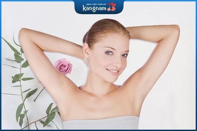 Chăm sóc vùng nách và thay đổi thói quen sống để ngừa mùi hôi