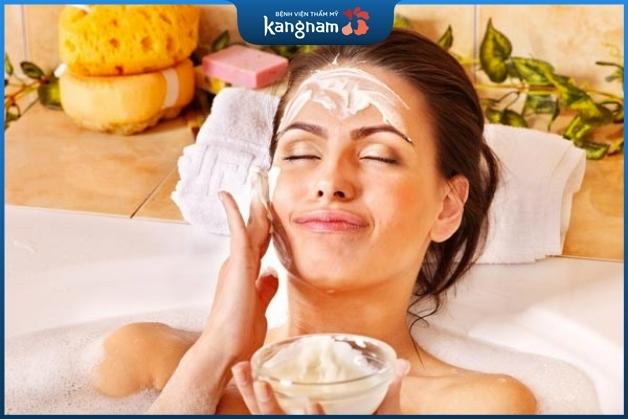 Đắp mặt trị mụn tại nhà khi bị mụn mức độ nhẹ