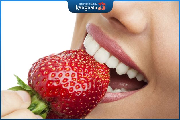 Dâu tây có thể giúp răng trắng lên trông thấy