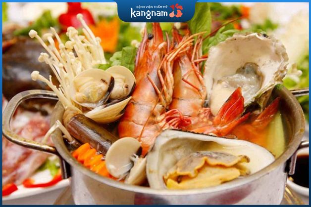 Nên kiêng hải sản sau phẫu thuật nâng mũi