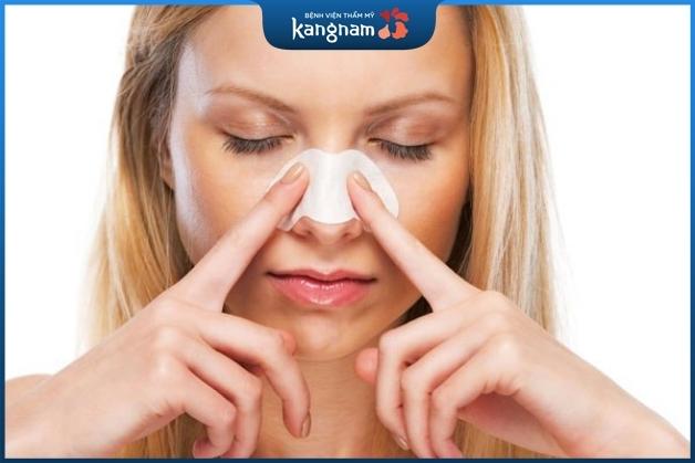 Chăm sóc và vệ sinh mũi cẩn thận