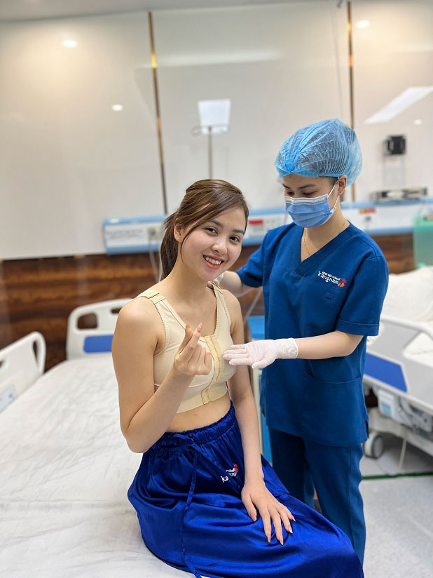 Tháo áo định hình đúng quy định