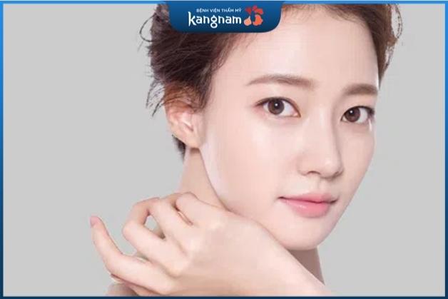 Ai nên nâng mũi bằng sụn tự thân