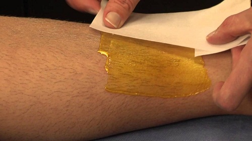 Hãy kiểm soát và đối phó lông rậm rạp bằng waxing triệt lông nam giới