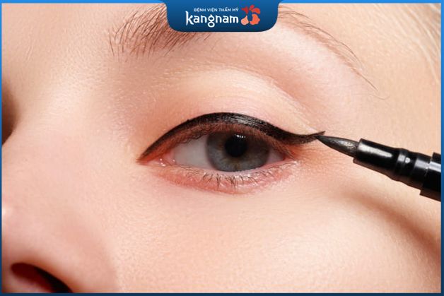 bà bầu có nên phun mí không