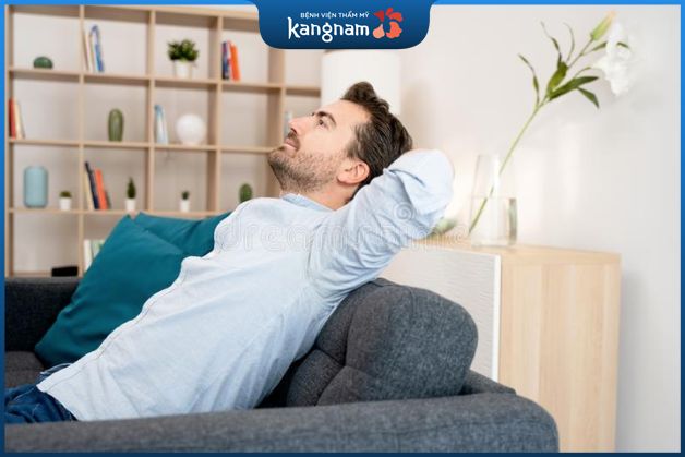 Chú ý nghỉ ngơi và chăm sóc sau phẫu thuật vòng 1