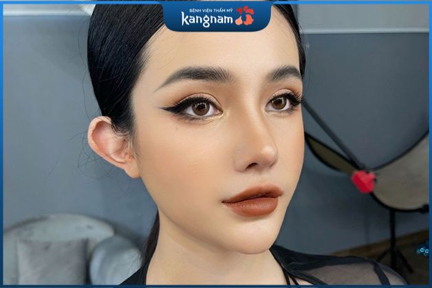 Mũi cao hơn và thường không có độ bay như những dáng mũi khác