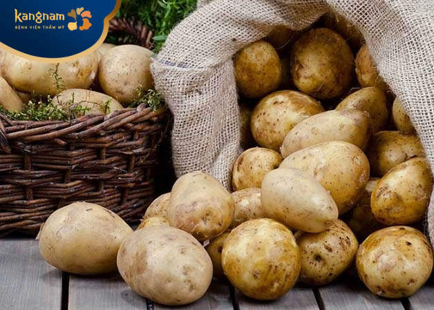 Khoai tây cũng là “phương thuốc” điều trị hiệu quả đối với những nốt mụn nhọt