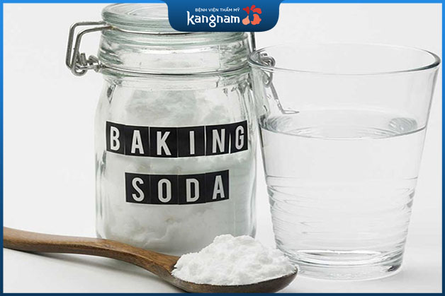 Trị mụn hiệu quả tại nhà bằng baking soda
