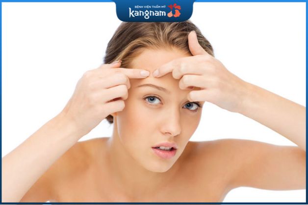 Mụn chai cần được xử lý đúng cách để loai bỏ được hoàn toàn