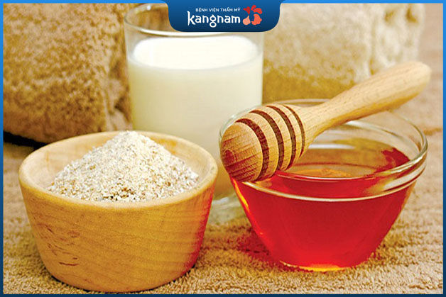 Sự kết hợp yến mạch và mật ong cải thiện làn da lão hóa