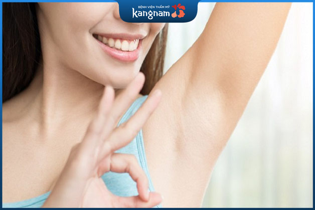 Sau khi thực hiện kết hợp sử dụng kem dưỡng đem lại làn da trắng sáng, láng mịn