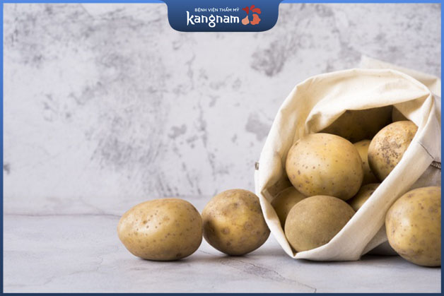 Khả năng trị thâm của khoai tây chắc hẳn không còn xa lạ với mọi người