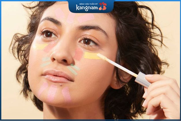 Bánh xe màu sắc trong makeup là một công cụ quan trọng