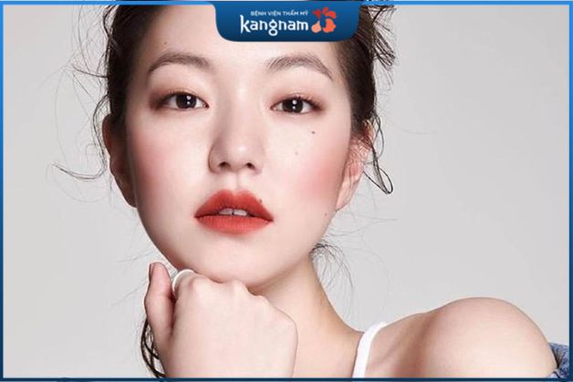 Màu cam cháy có thể phù hợp với nhiều độ tuổi