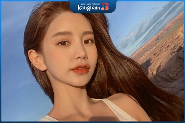 Màu cam đất mang tính tự nhiên và tương đối phổ biến