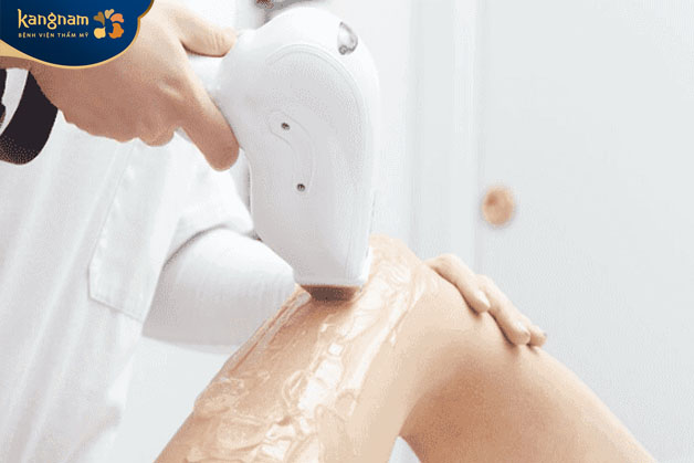 Gel lạnh có khả năng gây tê và giảm bớt sự tác động của tia laser