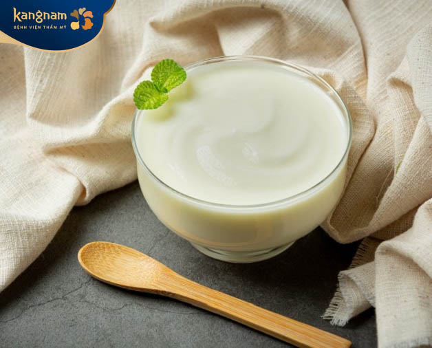 Ăn sữa chua cung cấp dưỡng chất hỗ trợ làm lành thương