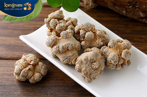 Củ tam thất là bài thuốc trị sẹo lồi hiệu quả trong đông y 