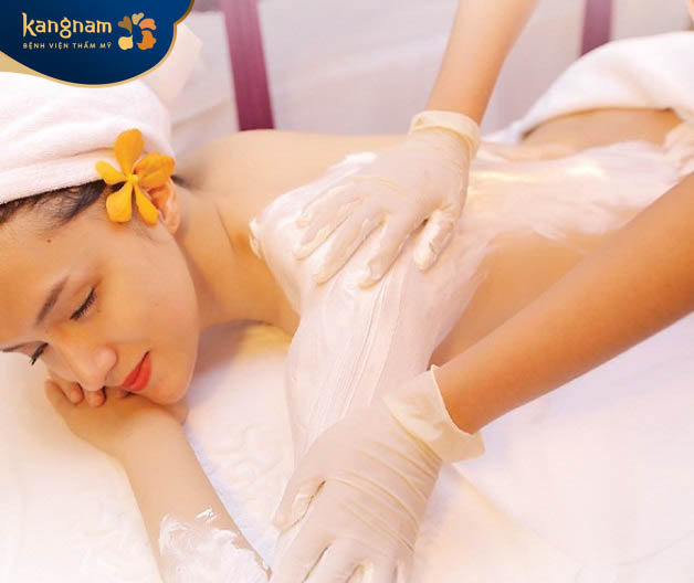 Tắm trắng khô hỗ trợ làm sáng da