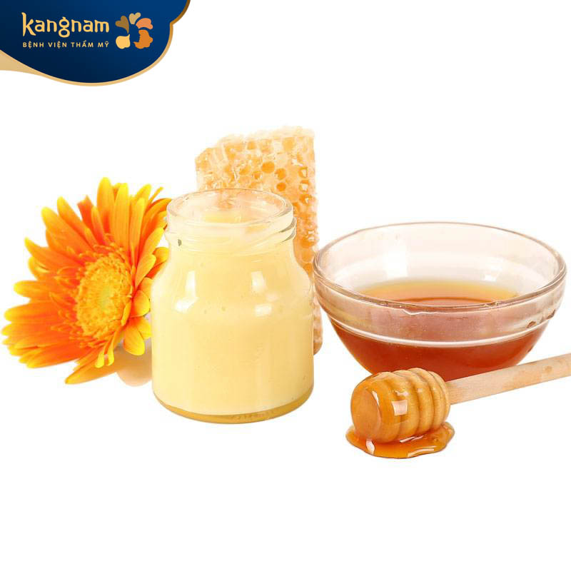 Tắm trắng sữa ong chúa mang đến hiệu quả làm sáng da cao