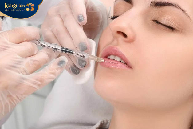Tiêm filler phải được thực hiện bảo bác sĩ