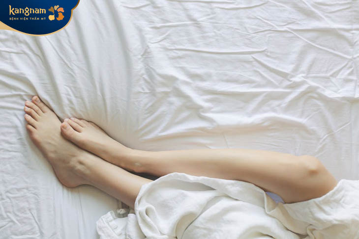 Nên chú ý lựa chọn kem dưỡng ẩm lành tính, phù hợp với làn da