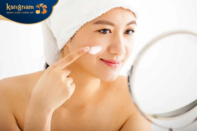 Biết cách chăm sóc vết thương sau nặn mụn