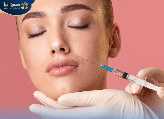 Tiêm filler làm tan rãnh cười không hề đau đớn, thực hiện nhanh chóng 